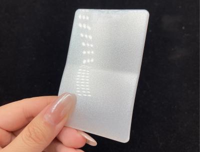 ما وراء اللمعان: أسرار من مهندس أصباغ لؤلؤي لمدة 20 عامًا